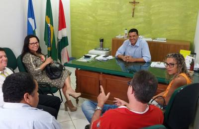 Prefeito Euclides Paix&atilde;o recebe nova gerente do Banco do Brasil