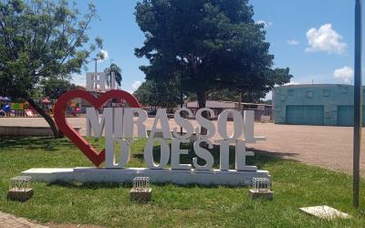 Pra&ccedil;a Martinho Tamandar&eacute;