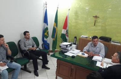 Prefeitura recebe visita do superintendente regional do Banco do Brasil