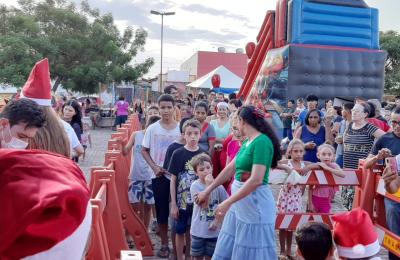 SECRETARIA DE DESENVOLVIMENTO SOCIAL CONCEDE 5000 MIL BRINQUEDOS &Agrave;S  CRIAN&Ccedil;AS DE MIRASSOL.