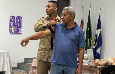 FORMA&Ccedil;&Otilde;ES EM PRIMEIROS SOCORROS PARA OS REPRESENTANTES DE TODAS UNIDADES ESCOLARES