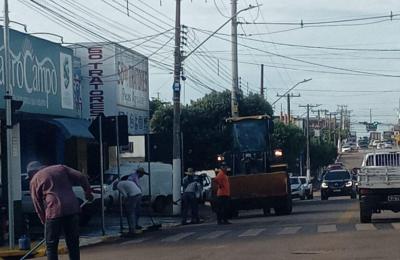 Prefeitura inicia opera&ccedil;&atilde;o tapa buraco em ruas da cidade!