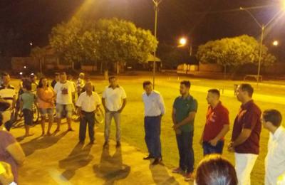Prefeitura realiza servi&ccedil;os de melhorias da Ilumina&ccedil;&atilde;o na pra&ccedil;a do Alto da Boa Vista