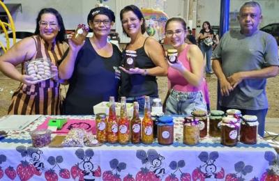 FEIRA LIVRE DE GASTRONOMIA E ARTESANATO
